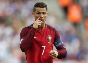 PG中国官网-库尔图瓦神扑定乾坤，奥地利火力全开压制加拿大晋级之路