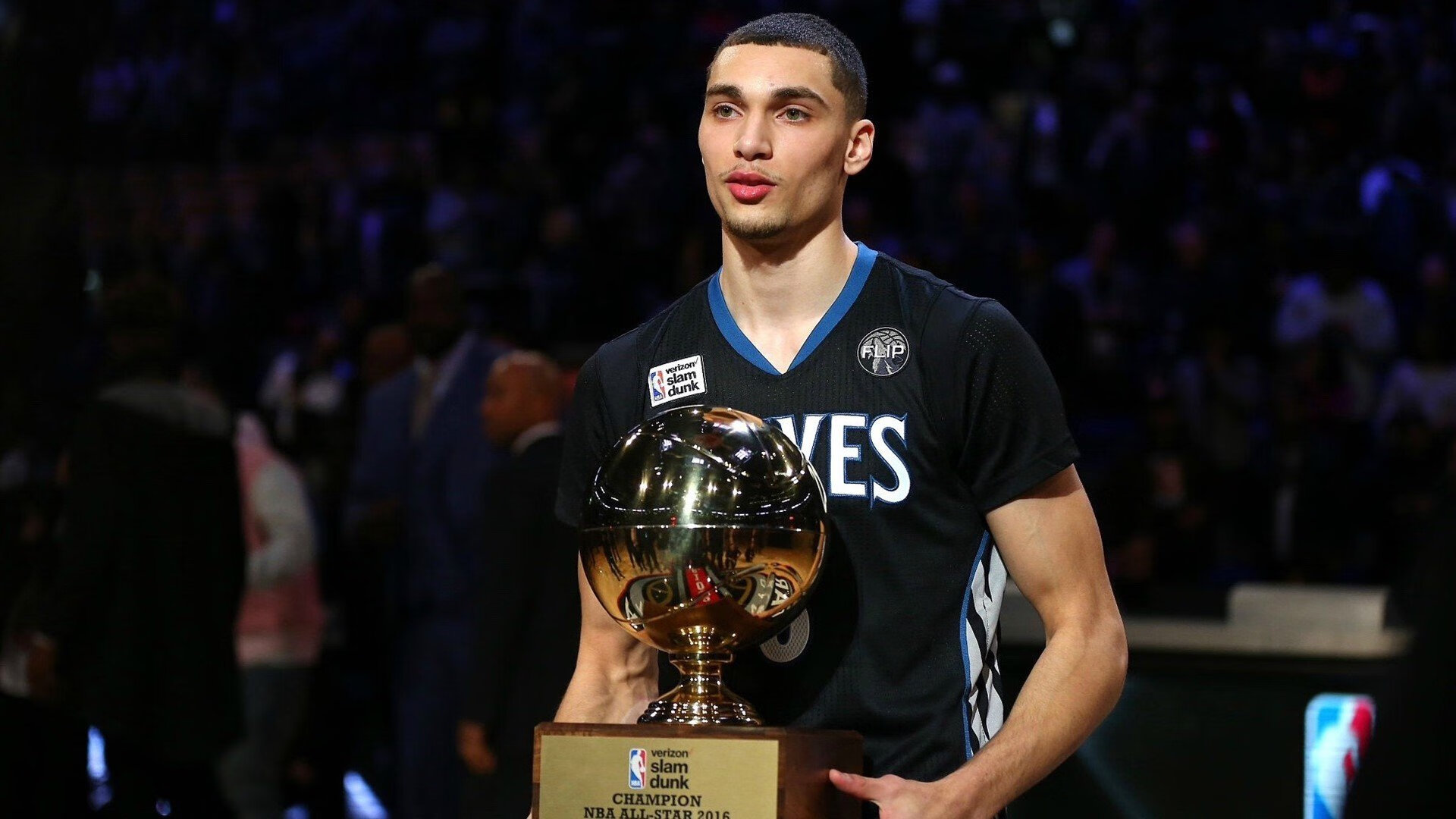 天山铁壁锁绿军，克莱神射定乾坤—新疆式防守与关键先生的终极演绎