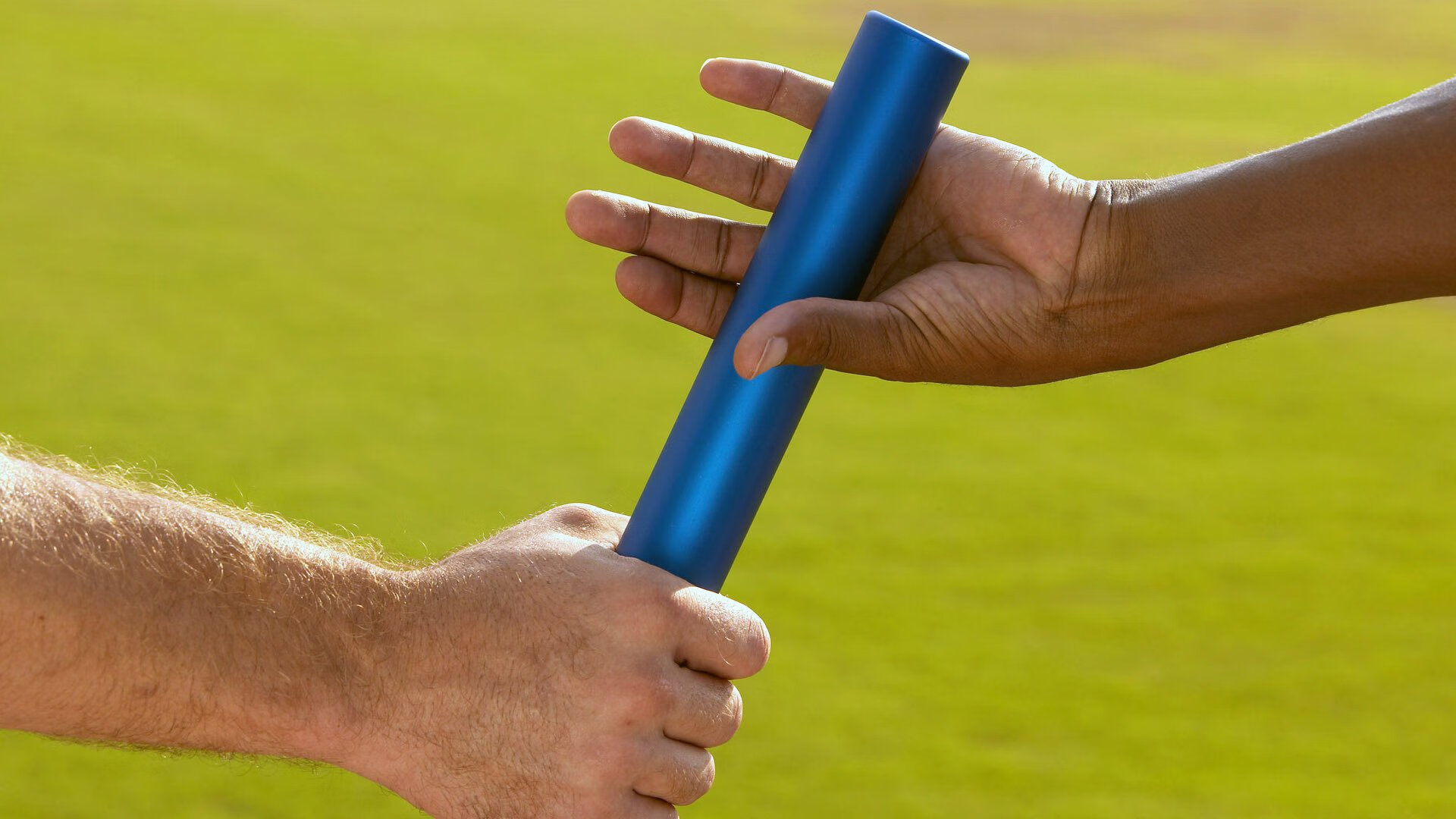 厄德高，F1街道赛之夜的满分指挥官