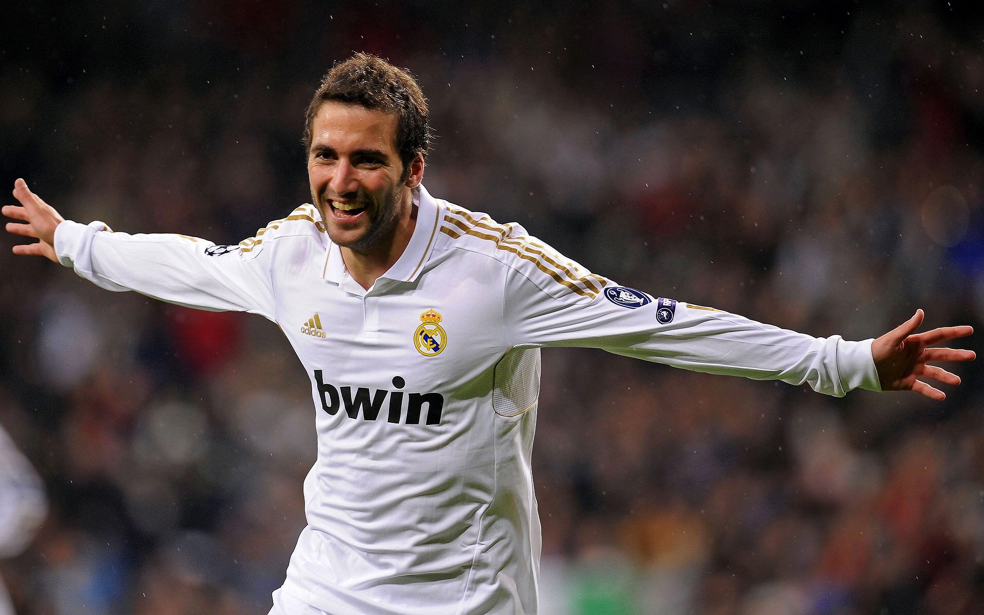 波尔点燃赛场，日本队完胜中国队，一场比赛背后的体育哲学